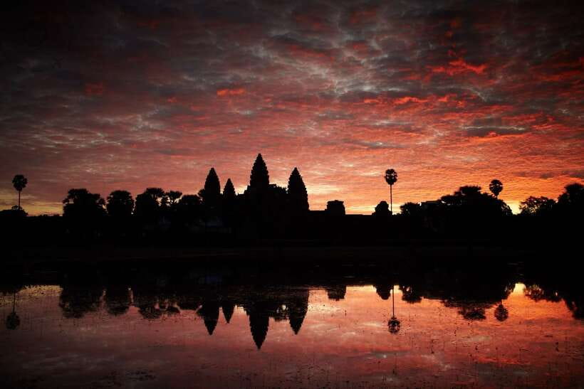 Siem Reap: Angkor Sunrise 1- or 2-Day Guided Temples Tour - Why This Angkor Tour Works (Sunrise + Story, Not Just Sightseeing)