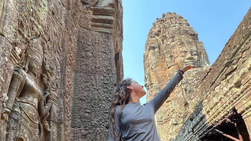 Siem Reap: Angkor Sunrise 1- or 2-Day Guided Temples Tour - Day 1: Banteay Srei, Neak Pean, and Preah Khan’s Tree Roots
