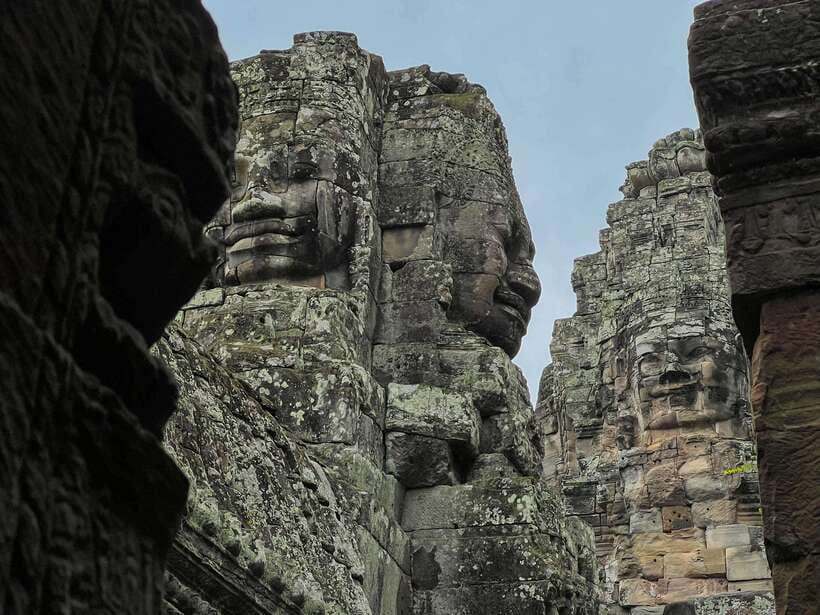 Siem Reap: Angkor Wat Small-Group Day Tour and Sunset - Morning: Angkor Pass, South Gate, Bayon Faces, and the Royal Terraces