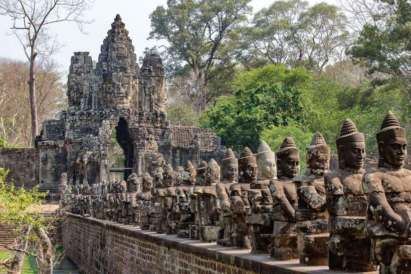 Siem Reap: Angkor Wat Sunrise Bike Tour & Jungle Breakfast - Lunch and the midday finish: how the day wraps up