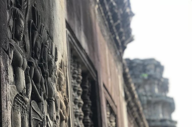 Siem Reap: Angkor Wat Sunrise Explore The Most Iconic Temples - Bayon and Angkor Thom: the 54 towers and those faces