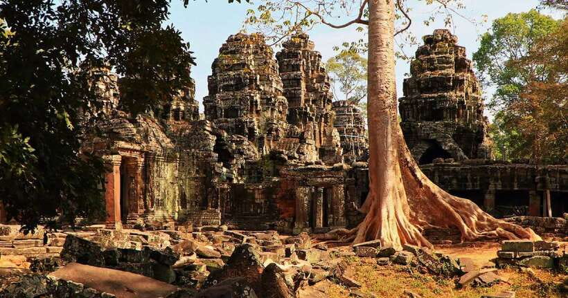 Siem Reap: Angkor Wat Tour Explore The Most Iconic Temples - Tonle Om Gate (South Gate of Angkor Thom): the photo hit before the ride back