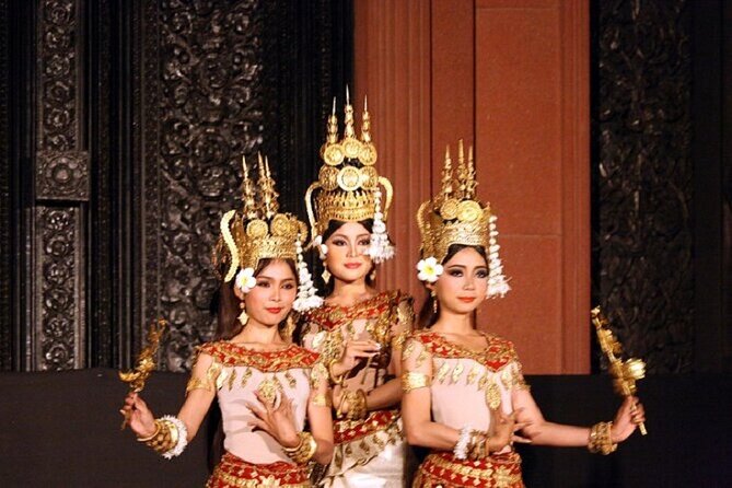 Siem Reap: Apsara Dance Show & Dinner with Tuk-Tuk Transfers - The Apsara dance show: hand gestures, myth, and live musicians