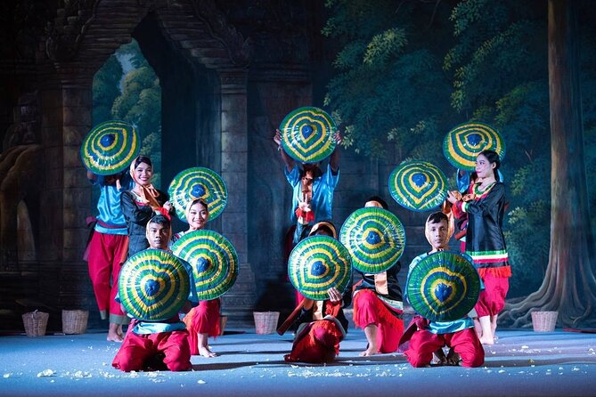 Siem Reap Apsara Dinner show & Hotel Pick up - The Apsara Show: Hand Gestures Are the Real Win