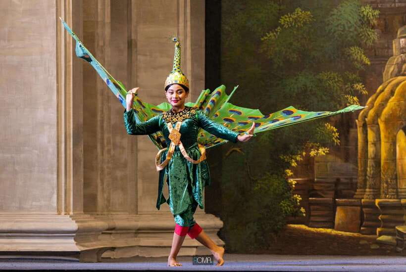 Siem Reap: Apsara Show Including Dinner & Hotel Pickup - Who this Apsara dinner show suits best (and who might skip it)
