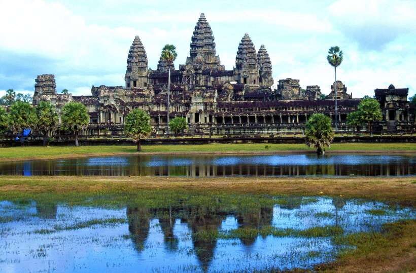 Siem Reap: Bike the Angkor Temples - Full-Day 30km Tour - Price and value: $35 for temples, guide time, and gear