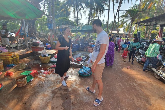 Siem Reap City Hidden Gems (Private Guided Tour) - Riverside history at Wat Preah Enkosey