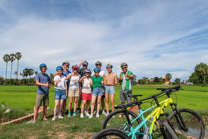 Siem Reap Countryside Bike Tour / E-Bike or Tuk Tuk - Wat Po Banteaychey Area: Market, Mushroom Farms, Rice Wine, Lotus Farms