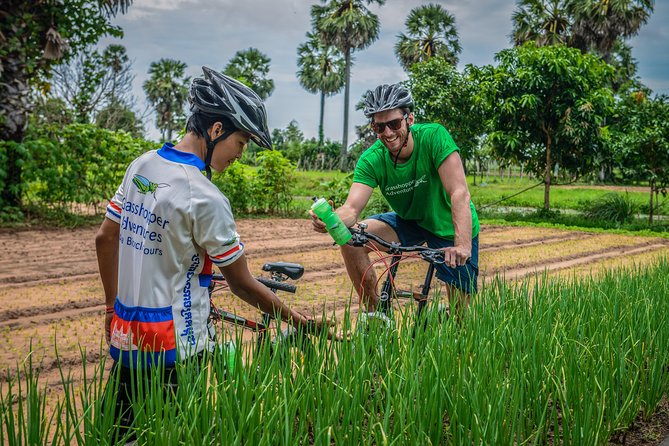 Siem Reap Countryside Guided Tour by Bike and E-Bike Private Tour - Bikes, e-bikes, and kids: what to choose for your comfort