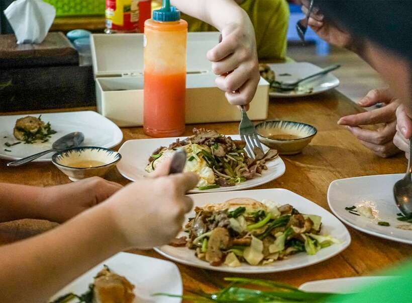 Siem Reap: Evening Food Tour with 10 Local Tastings - What You Should Bring (And What Might Be Restricted)