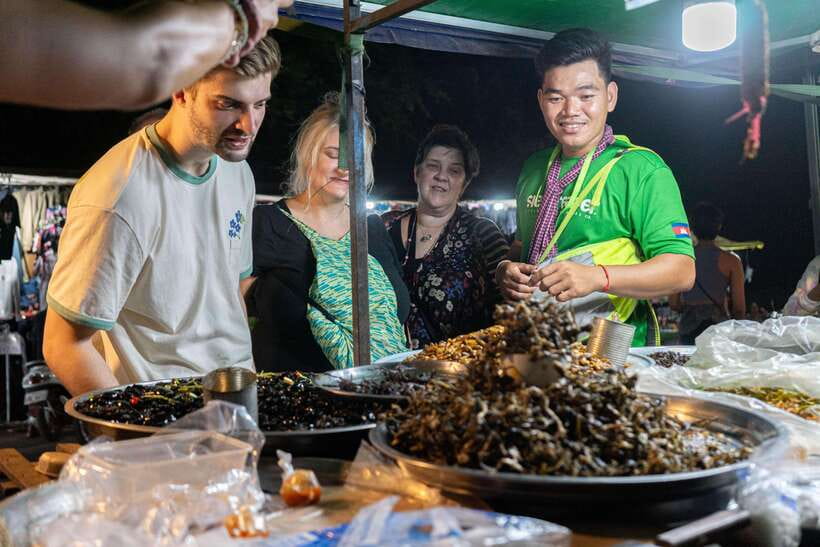 Siem Reap: Evening Food Tour with 10 Local Tastings - Price and Value: Is $35 Really Enough for All This?