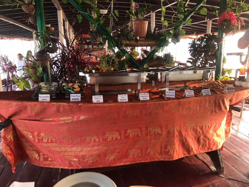 Siem Reap: Floating Village Half-Day Tour - Watching the lake after lunch: use the viewing deck time wisely