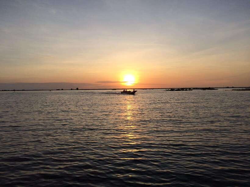 Siem Reap Floating Village Tour, Kompong Phluk Tour - Getting there from Siem Reap: pickup window, van ride, and when to be ready