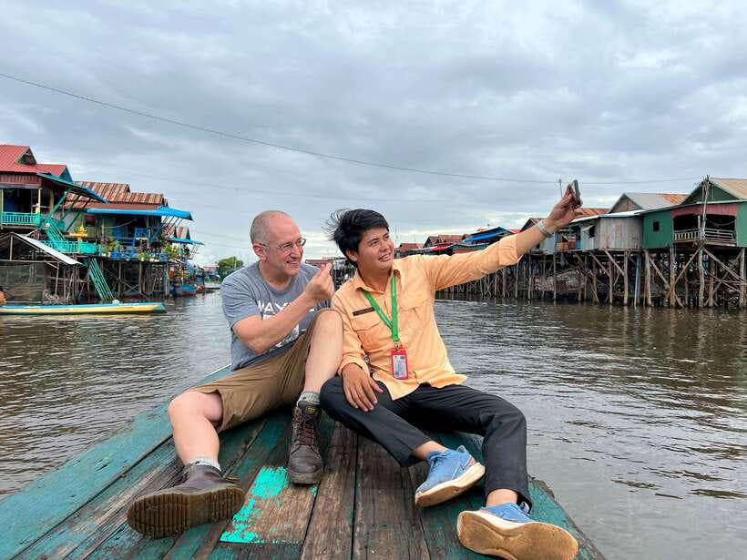 Siem Reap: Kulen Mountain, Beng Mealea and Tonle Sap Tour - Palm Cake Village and local snacks: the small stop that makes the day feel real