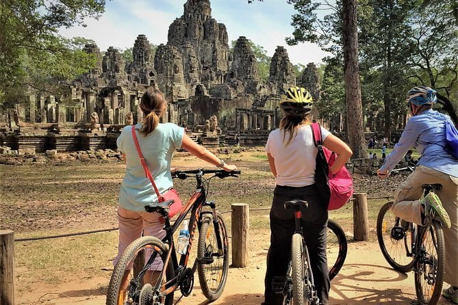 Siem Reap: Morning Bike Tours with Local Market & Lunch - Lunch That Actually Feels Khmer: Home-Style, Fresh Ingredients