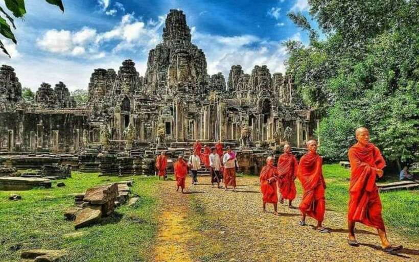 Siem Reap: Personalized Angkor Wat Sunrise/Set by TukTuk/Car - Choose your day: 3–4 hours or 6–8 hours for the main circuit