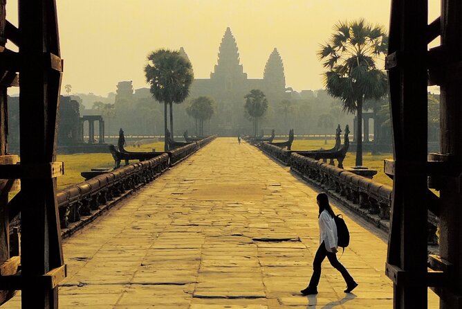 Siem Reap Private Day Tour: Angkor Wat Sunrise, Bayon & Ta Prohm - Sunrise at Angkor Wat: Why the first hours matter