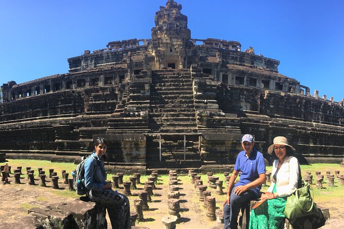 Siem Reap Private Day Tour: Angkor Wat Sunrise, Bayon & Ta Prohm - What to wear and bring at 5:00am temple time