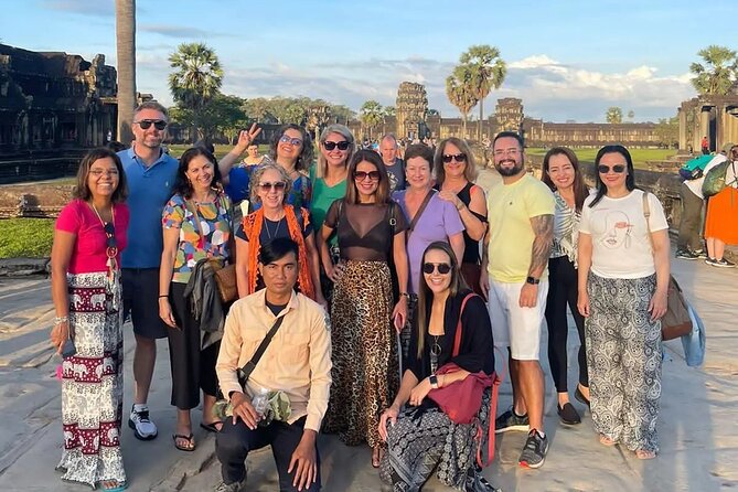 Siem Reap Shared Full-Day Guided Tour of Angkor Temples - Transport: tuk-tuk charm vs air-conditioned comfort