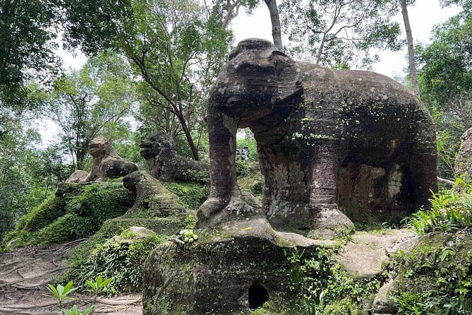 Siem Reap Temple Tuktuk Tour: Explore Angkor Wat and beyond. - Stop 3: Ta Prohm in 1 hour, where roots meet stone
