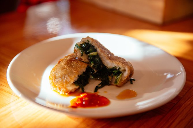 The 10 Tastings of Siem Reap With Locals: Private Street Food Tour - Key highlights