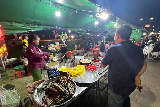 Ultimate Siem Reap Food Tour (10 Locals Tasting with Drinks & Transport) - Siem Reap night market: when the food turns into culture
