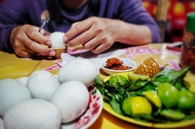 Ultimate Siem Reap Food Tour (10 Locals Tasting with Drinks & Transport) - The 10 tastings: how to make the most of a short, filling meal